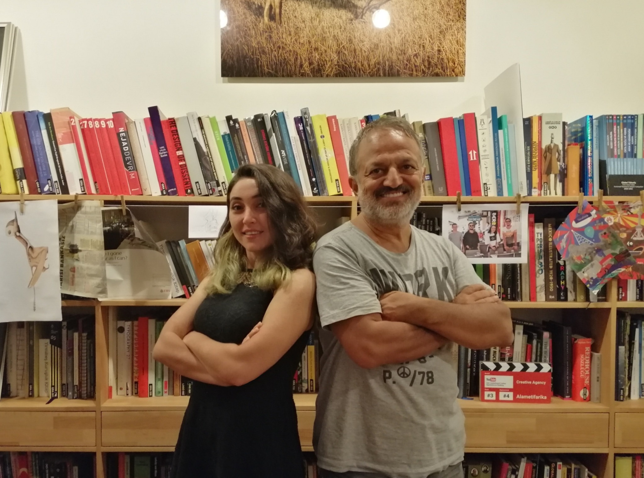Yasemin Köroğlu'nun yıllar önce Ajans Başkanı ile çekilmiş fotoğrafı